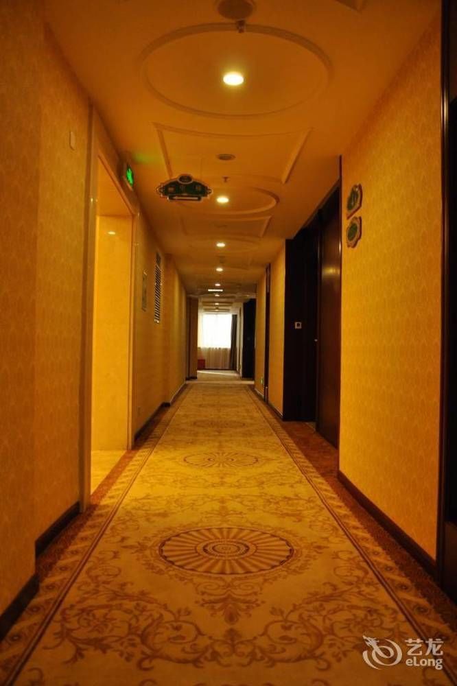 Vienna Hotel Sh Fengxian Nanqiao Jinhai Road Shanghai Exterior foto